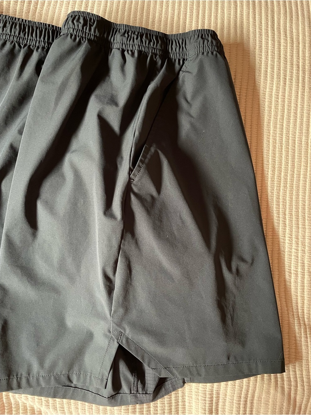 Cozy Earth Men's Day & Night Shorts in Black - Picture 3 of 8